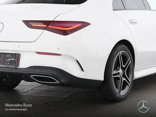 Mercedes-Benz CLA 200