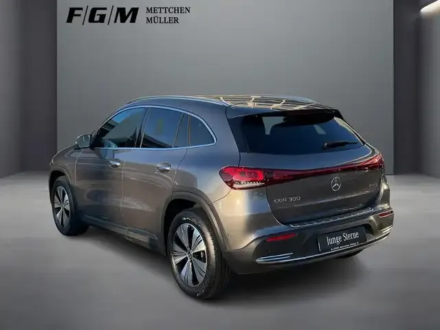 Mercedes-Benz EQA 300