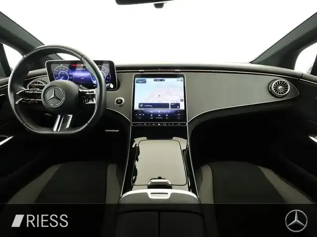 Mercedes-Benz EQE 300