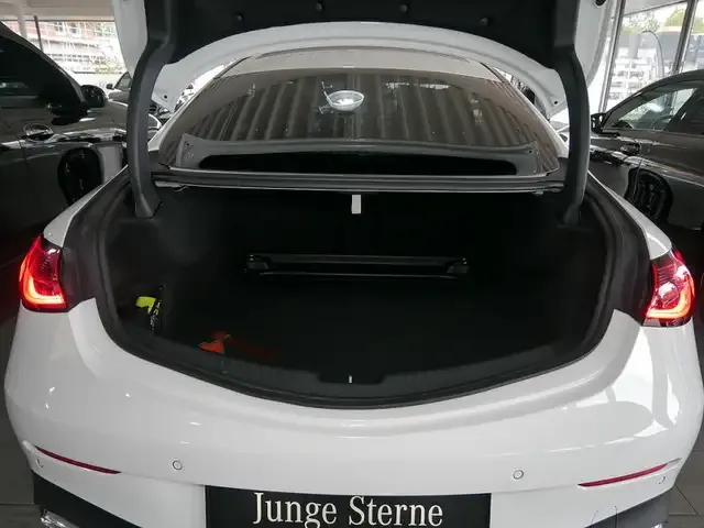 Mercedes-Benz CLE 180