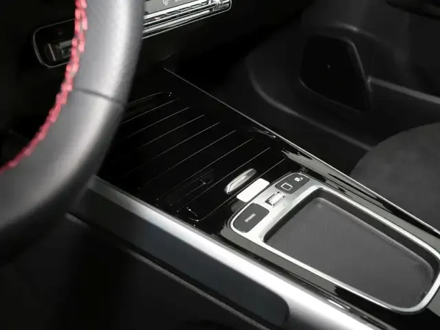 Mercedes-Benz GLB 180