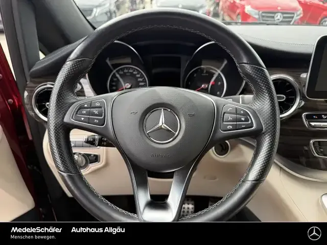 Mercedes-Benz V 300