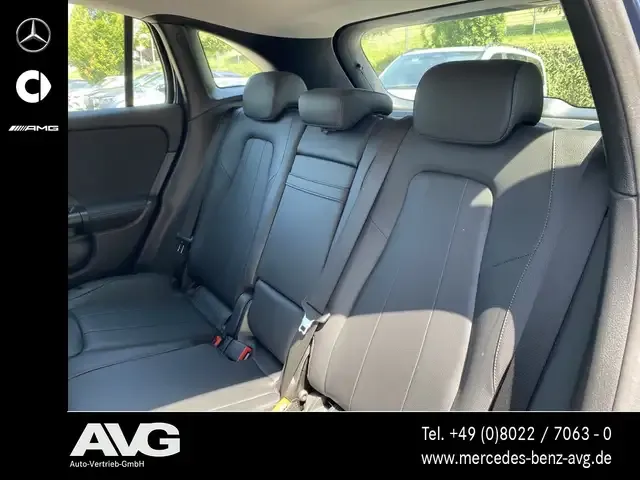Mercedes-Benz GLA 180