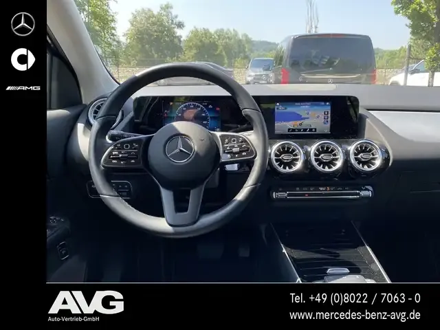 Mercedes-Benz GLA 180
