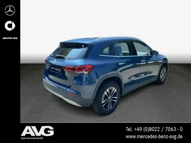 Mercedes-Benz GLA 180