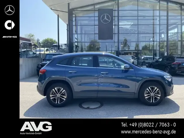 Mercedes-Benz GLA 180