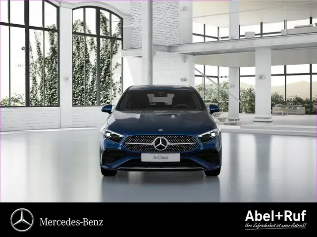 Mercedes-Benz A 220