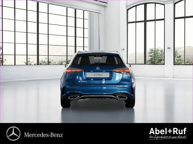 Mercedes-Benz A 220