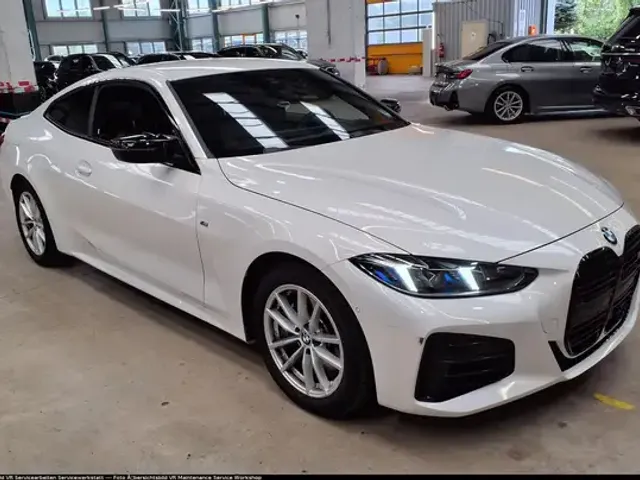 BMW 440