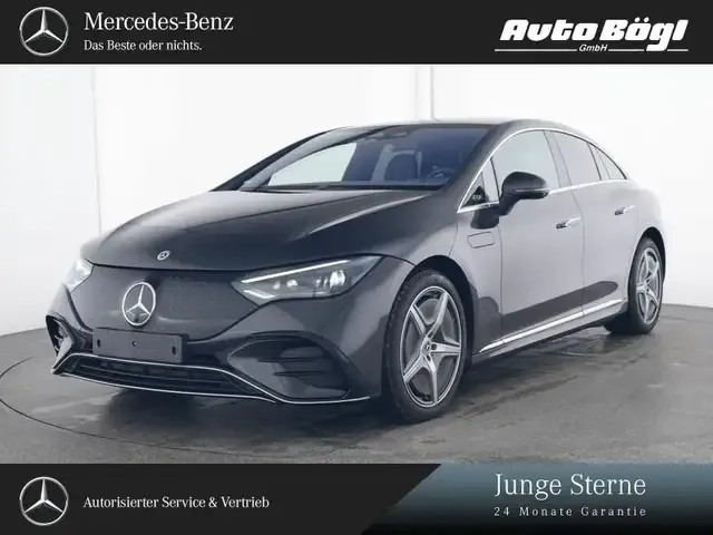 Mercedes-Benz EQE 300