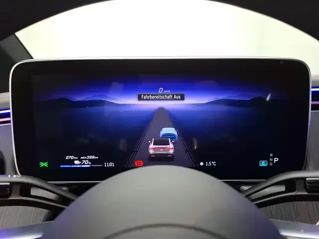 Mercedes-Benz EQE 300