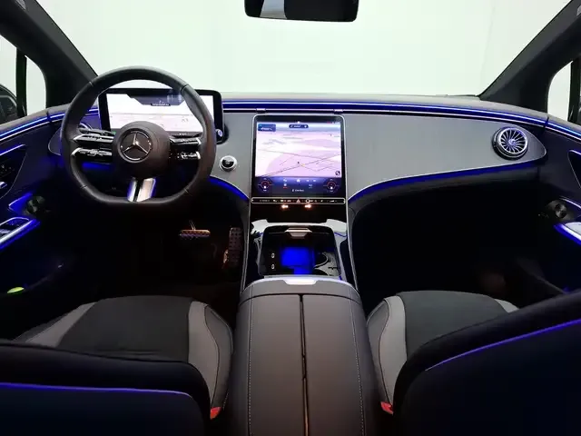 Mercedes-Benz EQE 300