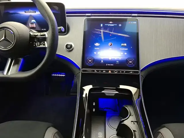 Mercedes-Benz EQE 300