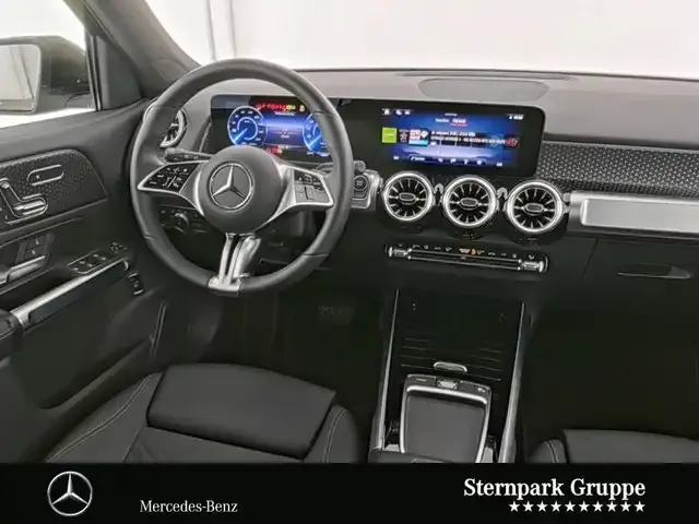 Mercedes-Benz EQB 300