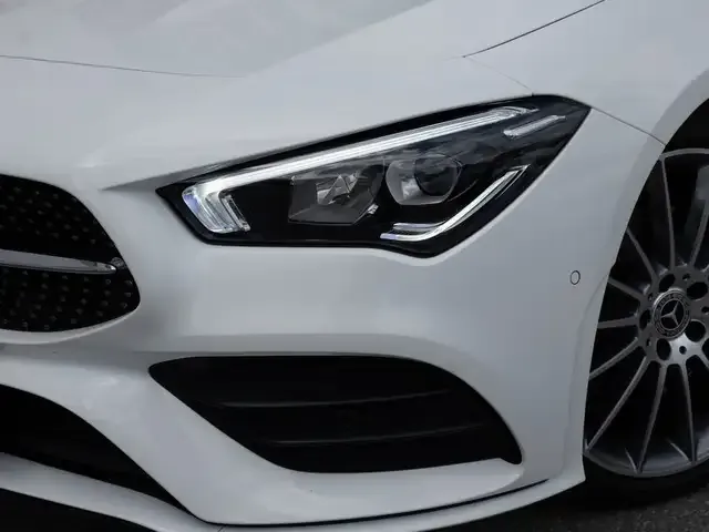 Mercedes-Benz CLA 200