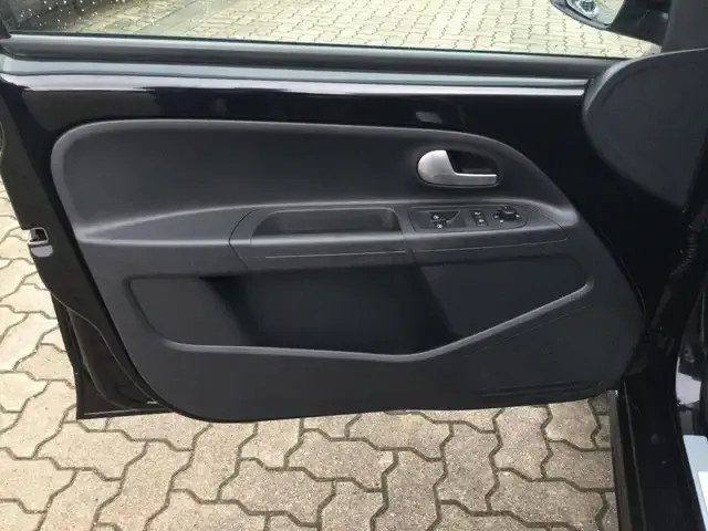Volkswagen e-up!