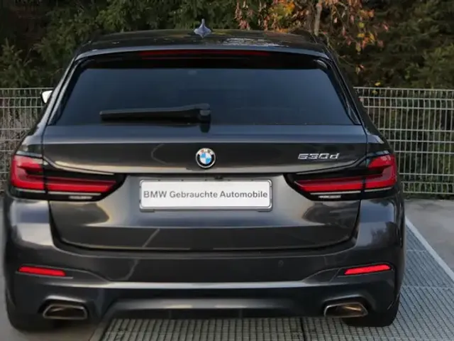 BMW 530