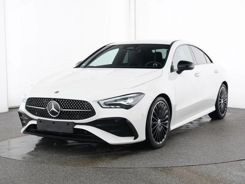 Mercedes-Benz CLA 200
