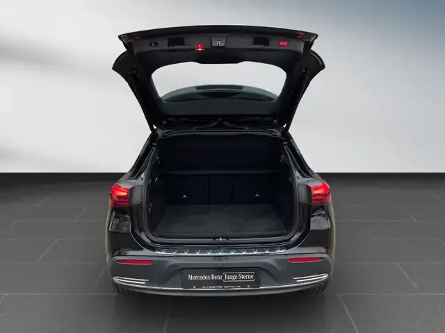 Mercedes-Benz EQA 300