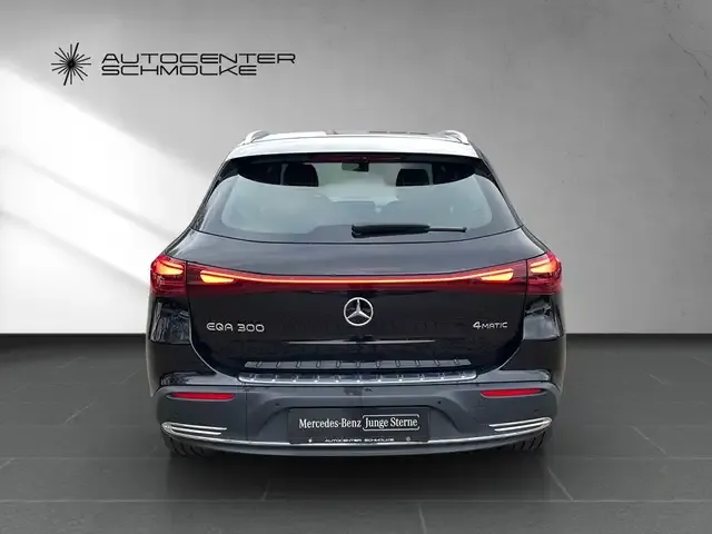 Mercedes-Benz EQA 300
