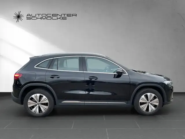 Mercedes-Benz EQA 300