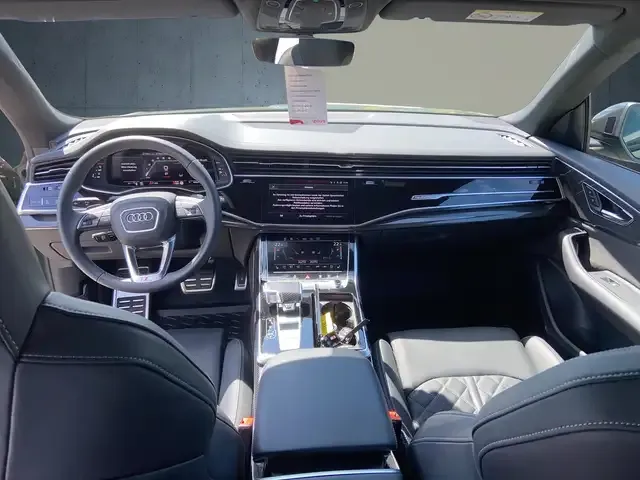 Audi SQ8