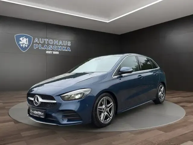Mercedes-Benz B 200