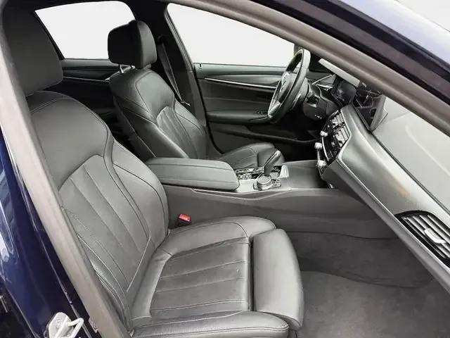 BMW 545