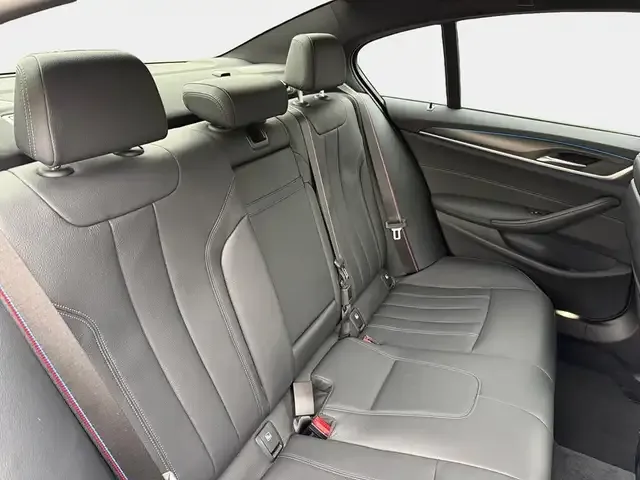 BMW 545