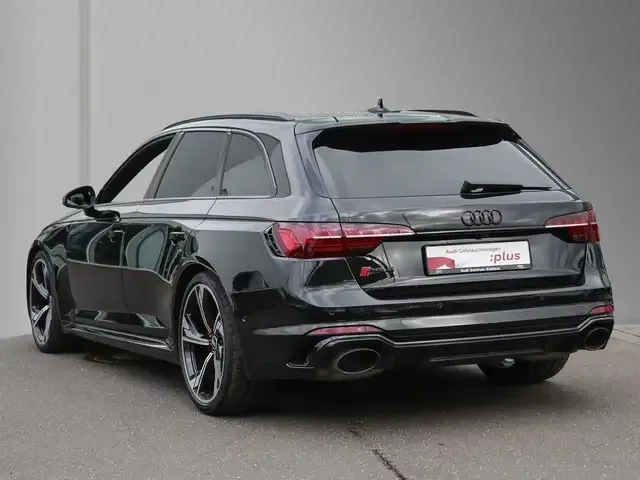 Audi RS4