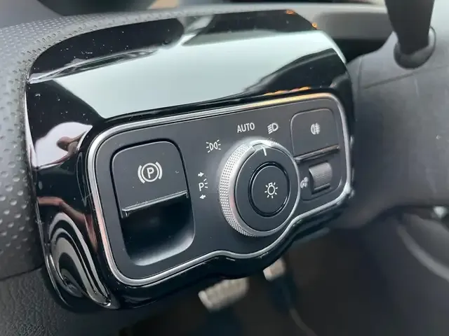 Mercedes-Benz Sonstige