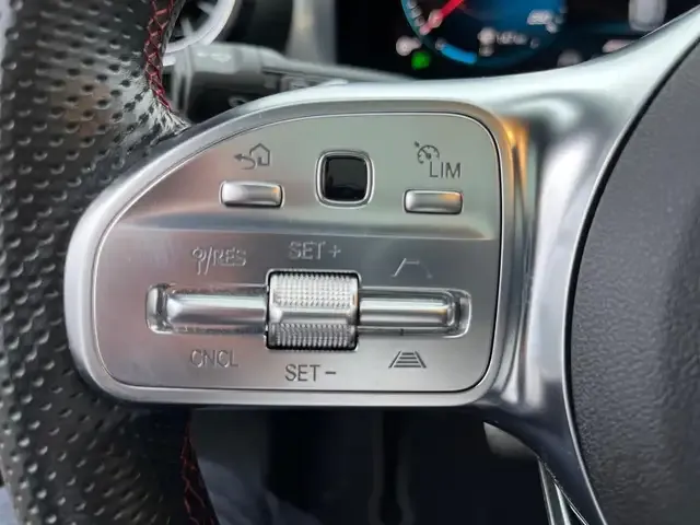 Mercedes-Benz Sonstige