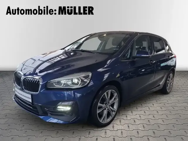 BMW 220