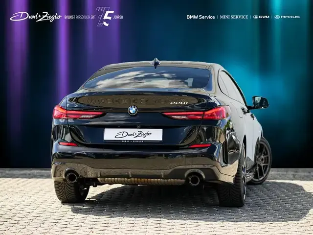 BMW 220