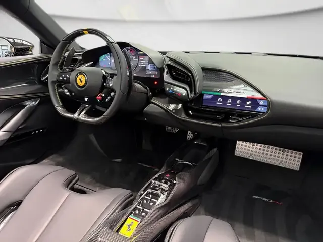 Ferrari SF90 Spider
