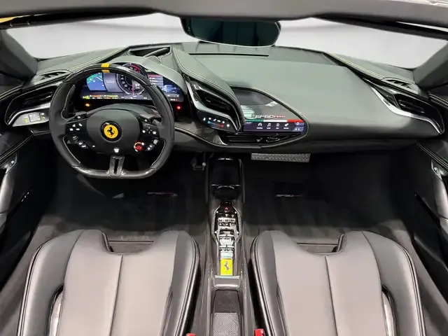 Ferrari SF90 Spider