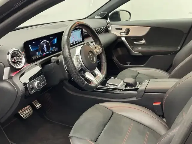 Mercedes-Benz A 35 AMG