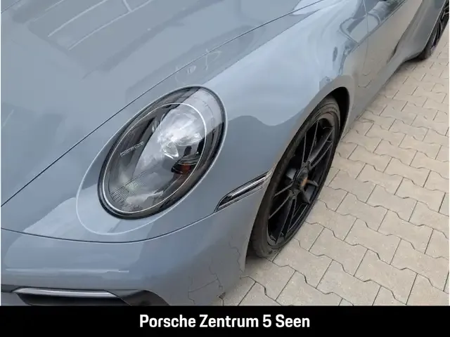 Porsche 992
