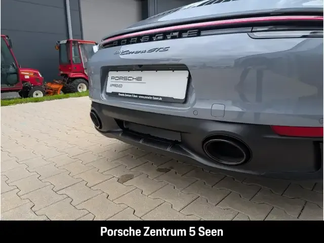 Porsche 992
