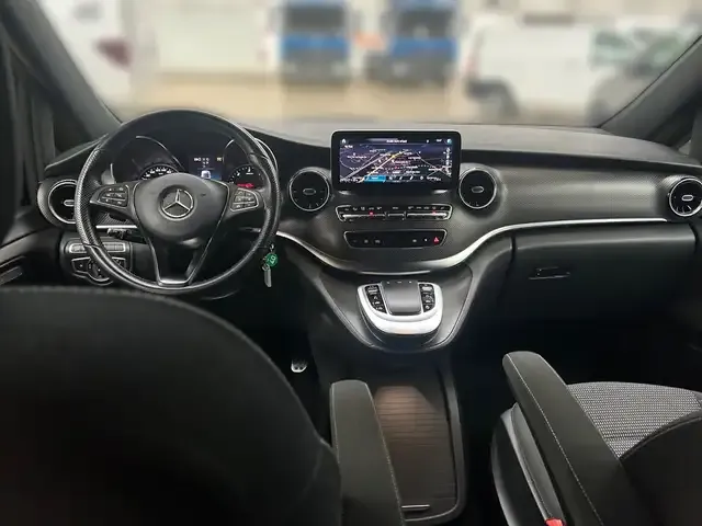 Mercedes-Benz V 300