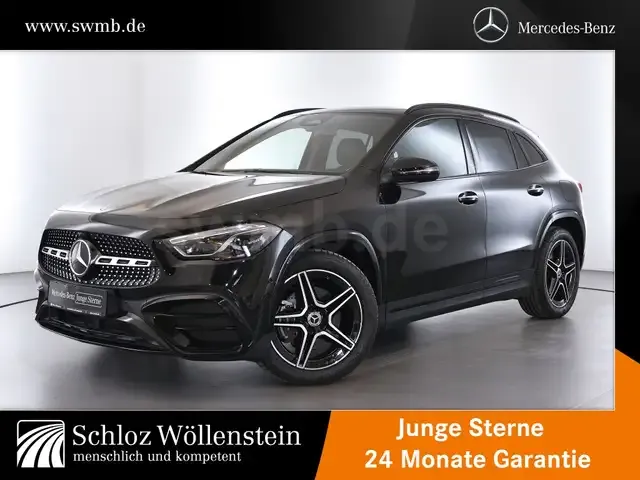 Mercedes-Benz GLA 220