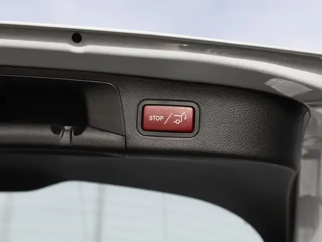 Mercedes-Benz GLA 220