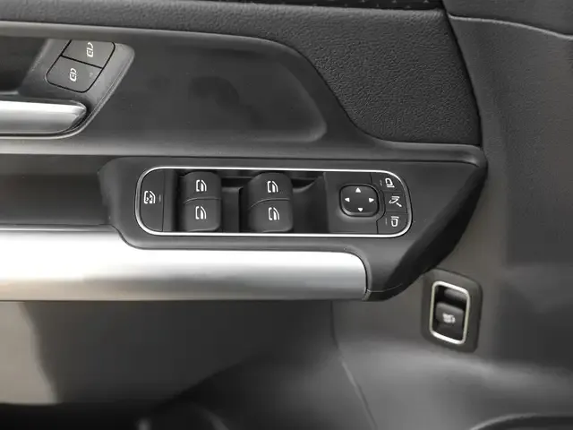 Mercedes-Benz GLA 220