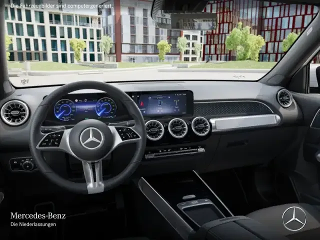 Mercedes-Benz EQB 300
