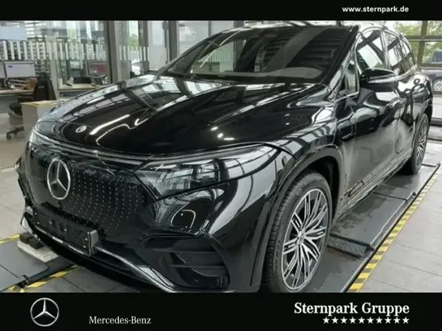 Mercedes-Benz EQS SUV