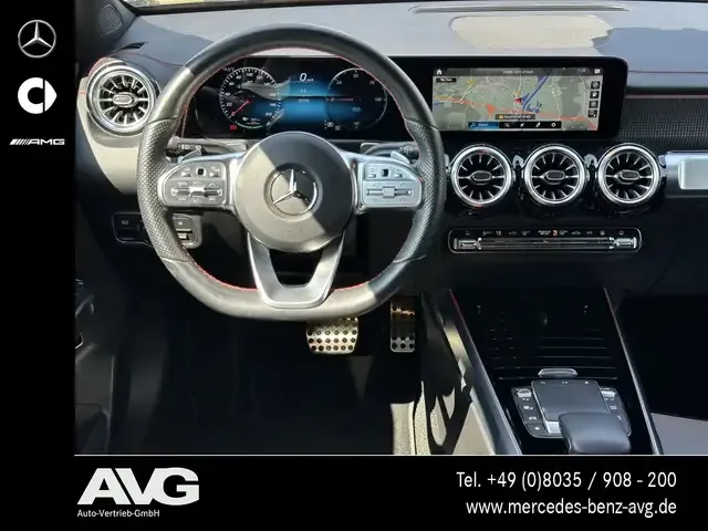Mercedes-Benz EQB 300