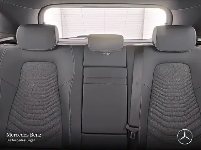 Mercedes-Benz EQA 300