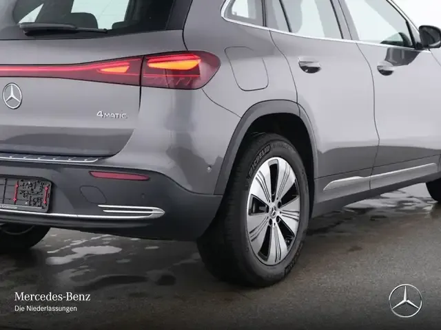 Mercedes-Benz EQA 300