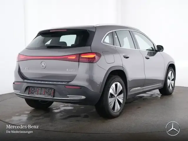 Mercedes-Benz EQA 300