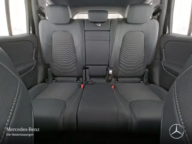 Mercedes-Benz EQB 250